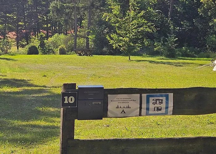 Wohnmobilstellplatz In Mecklenburg-vorpommern - Ab Juni Dixi Wc